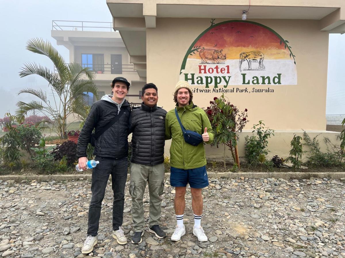 Hotel Happy Land Chitwan Exterior foto